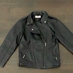 I am selling a lightly used kids leather jacket.